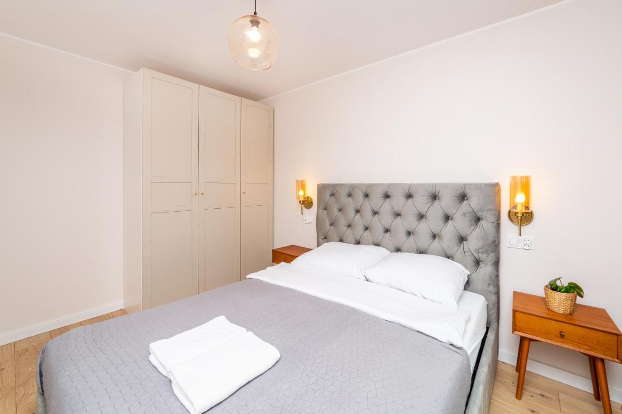 Pobookowane River View Apartments 그단스크 외부 사진