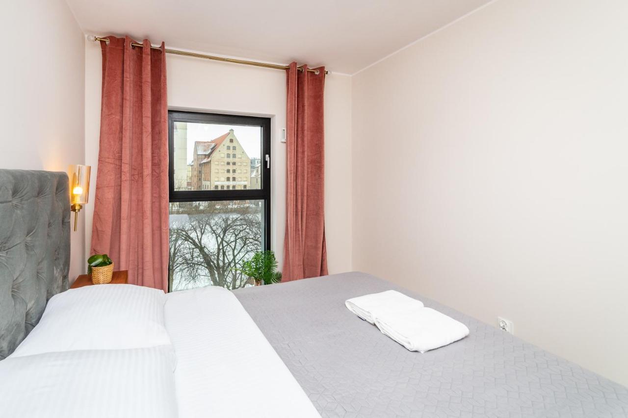 Pobookowane River View Apartments 그단스크 외부 사진