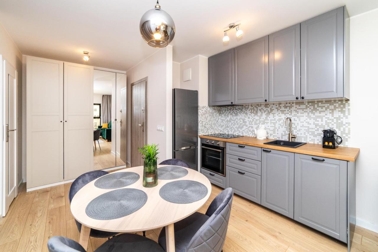 Pobookowane River View Apartments 그단스크 외부 사진